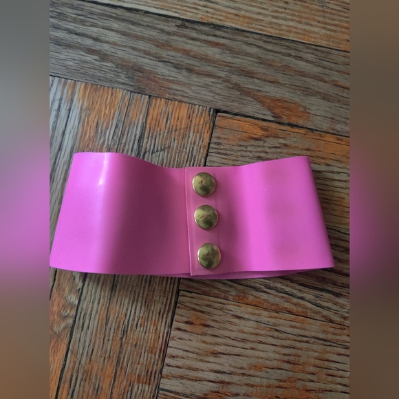 Latex Lucie Hot Pink Fuchsia Latex Gold Ring Collar - Picture 3 of 5